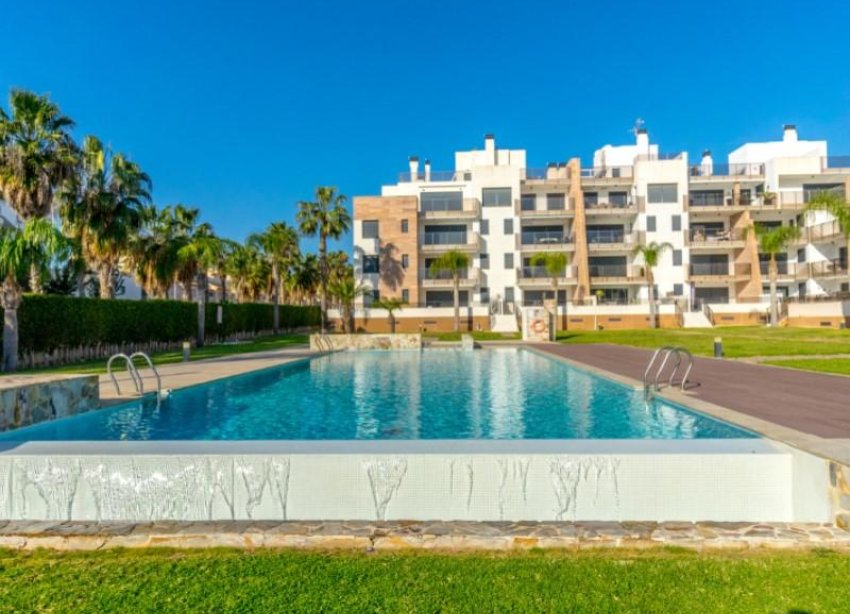 Resale - Apartment - Orihuela Costa - Cabo Roig