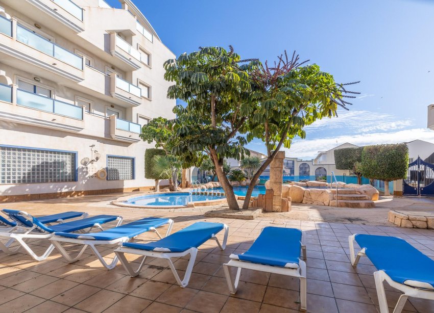 Resale - Apartment - Orihuela Costa - Cabo Roig