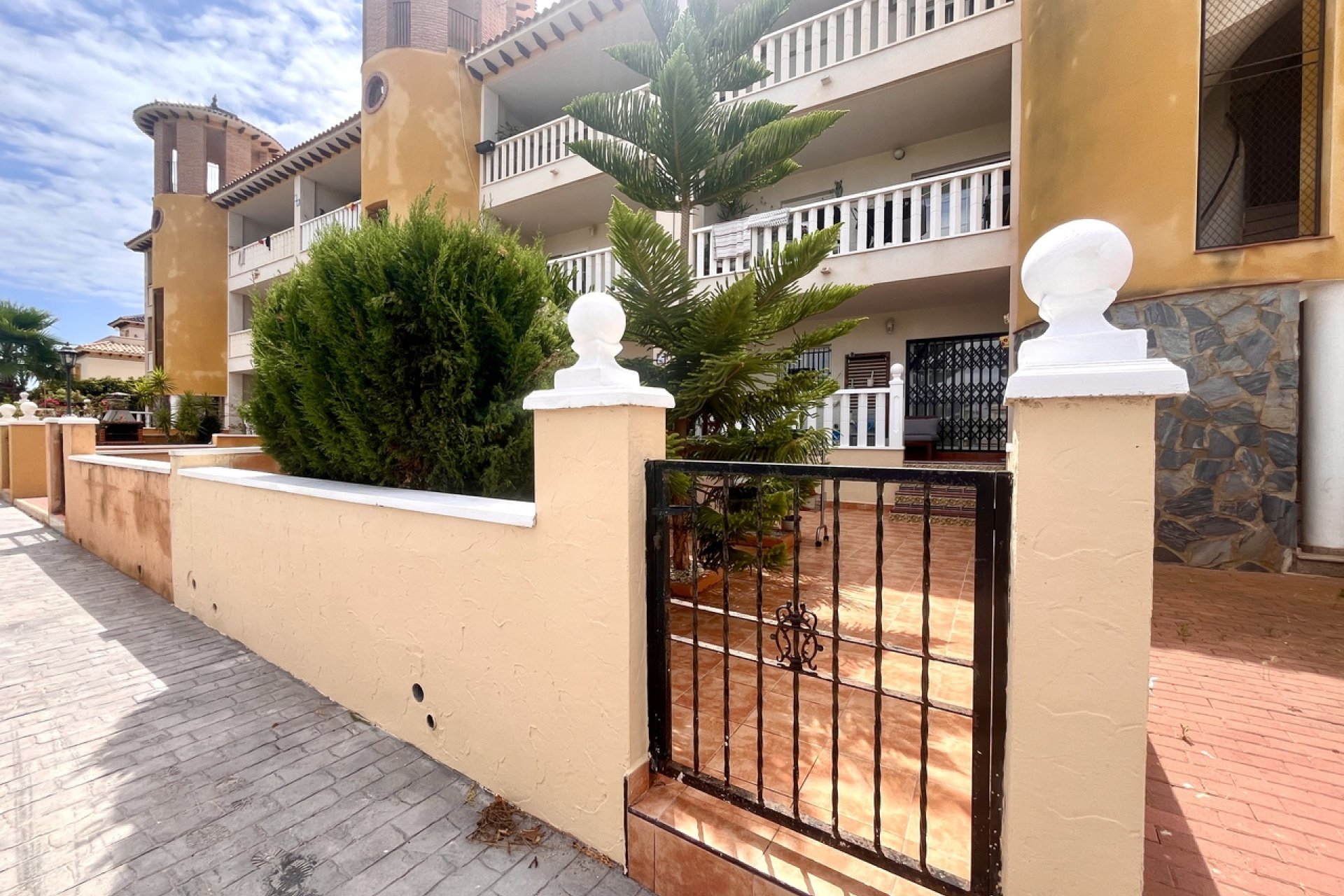 Resale - Apartment - Orihuela Costa - Cabo Roig