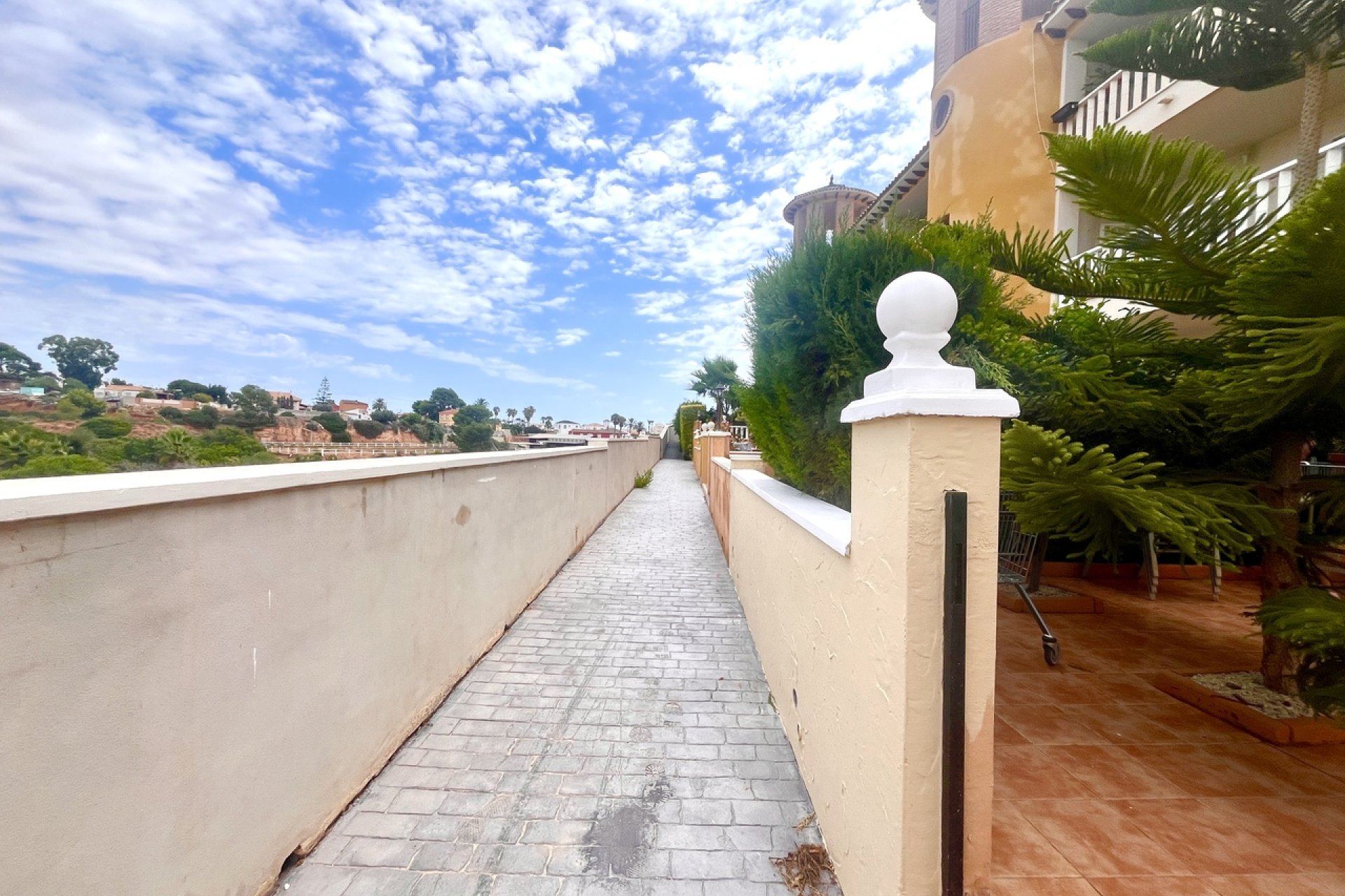 Resale - Apartment - Orihuela Costa - Cabo Roig