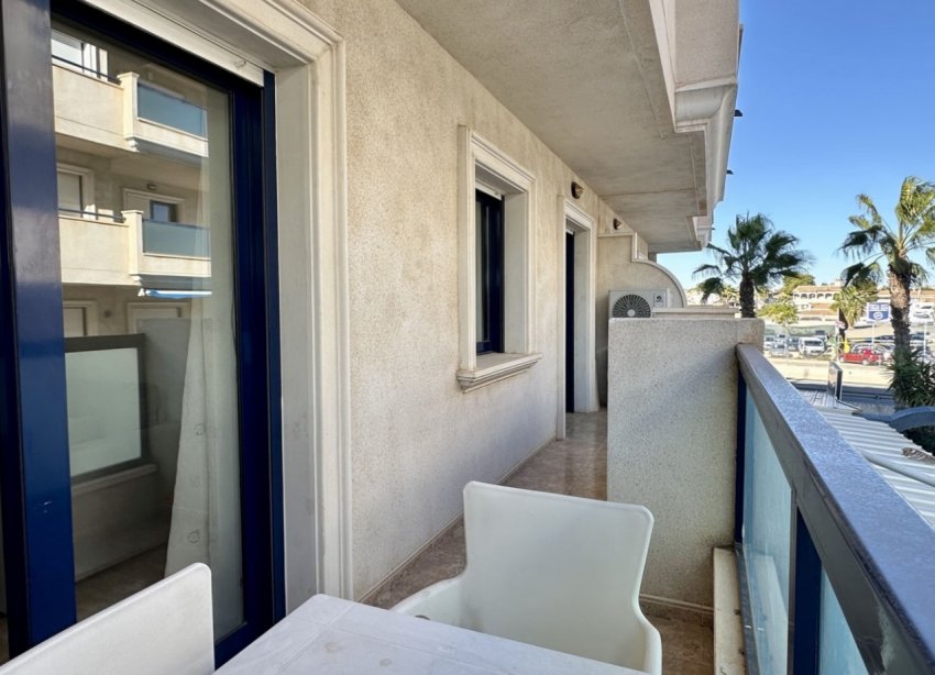 Resale - Apartment - Orihuela Costa - Cabo Roig