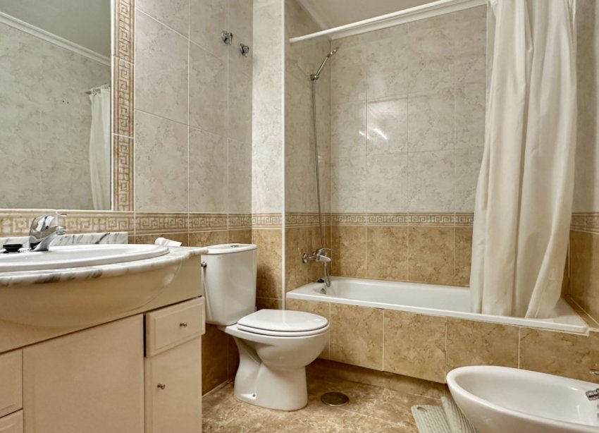 Resale - Apartment - Orihuela Costa - Cabo Roig