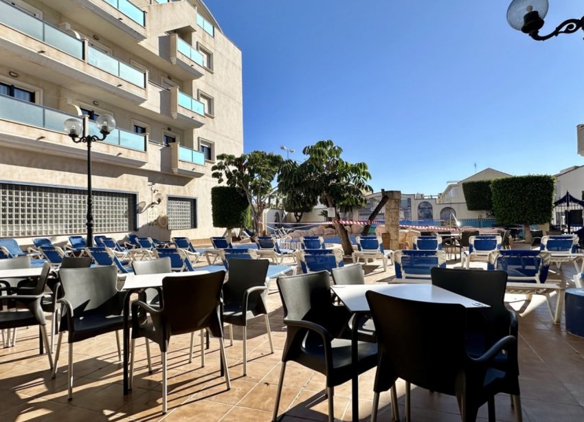 Resale - Apartment - Orihuela Costa - Cabo Roig