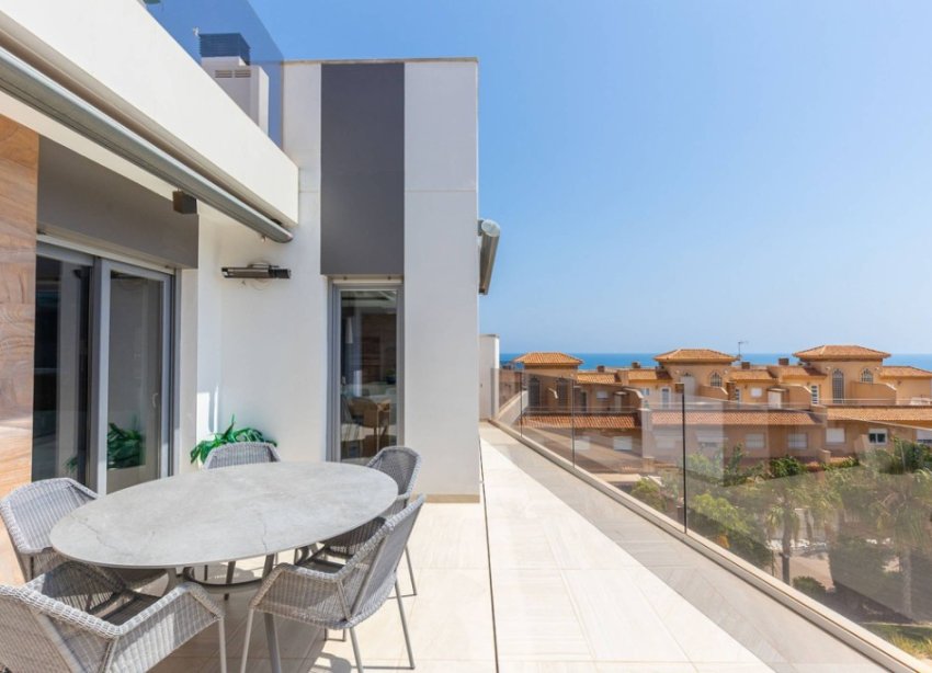 Resale - Apartment - Orihuela Costa - Cabo Roig