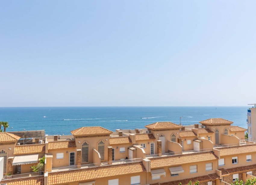 Resale - Apartment - Orihuela Costa - Cabo Roig