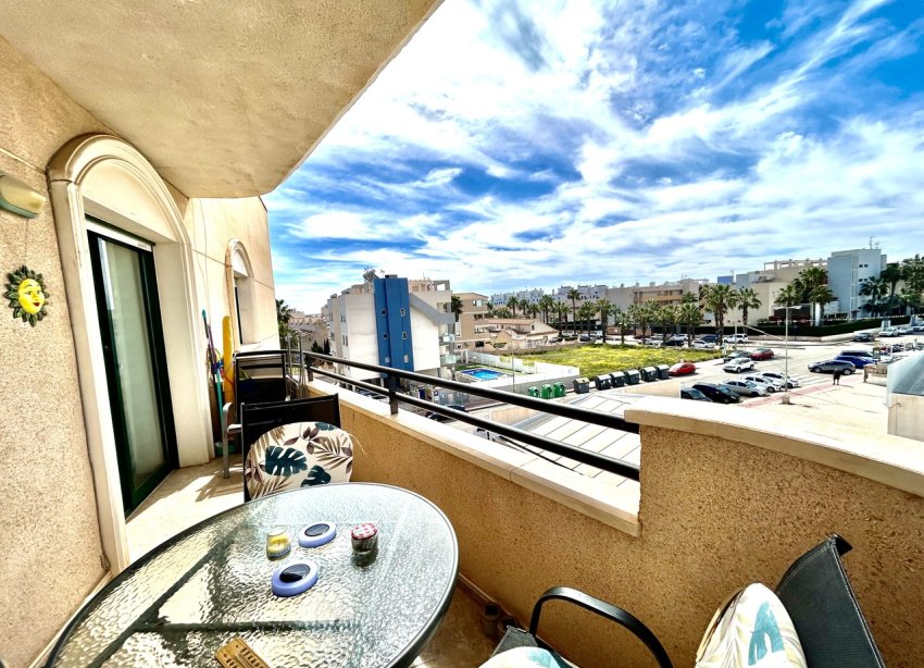 Resale - Apartment - Orihuela Costa - Cabo Roig
