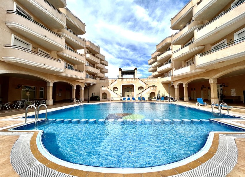 Resale - Apartment - Orihuela Costa - Cabo Roig