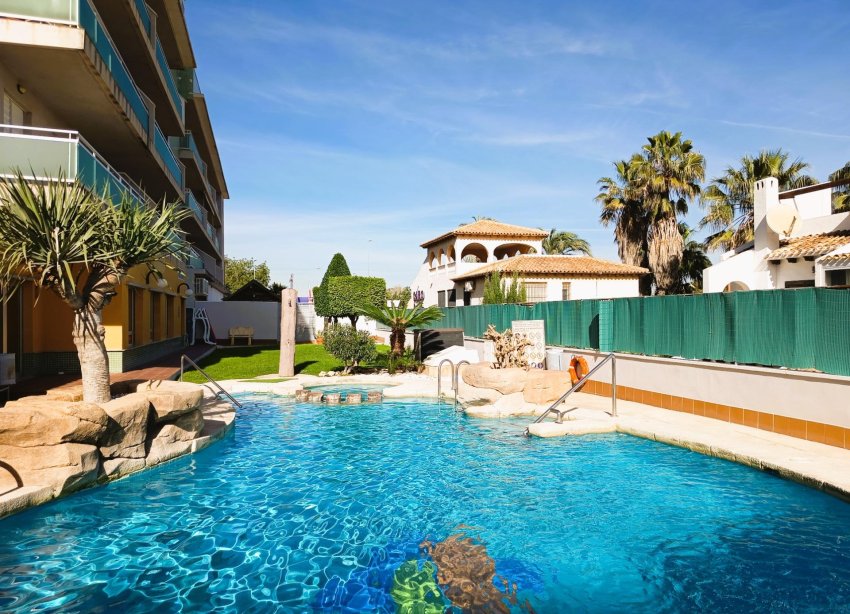 Resale - Apartment - Orihuela Costa - Cabo Roig