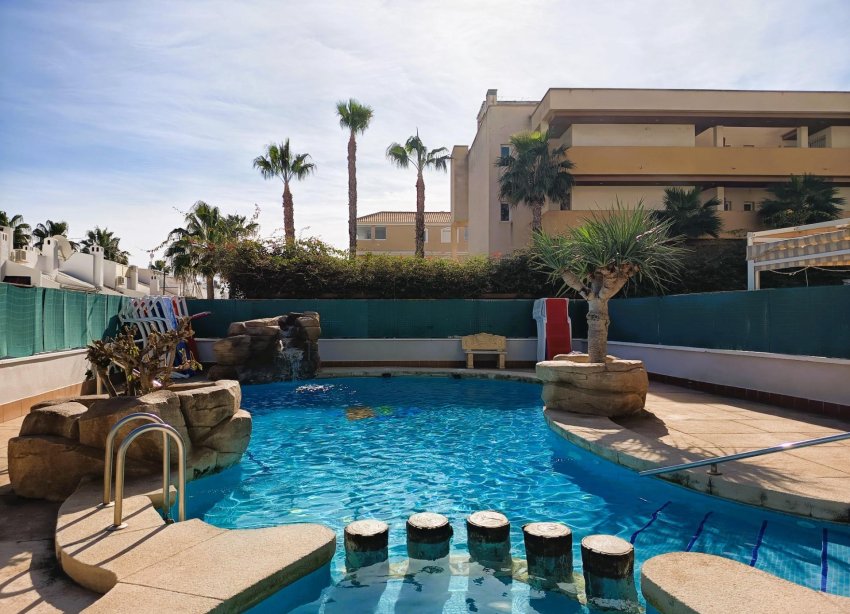 Resale - Apartment - Orihuela Costa - Cabo Roig
