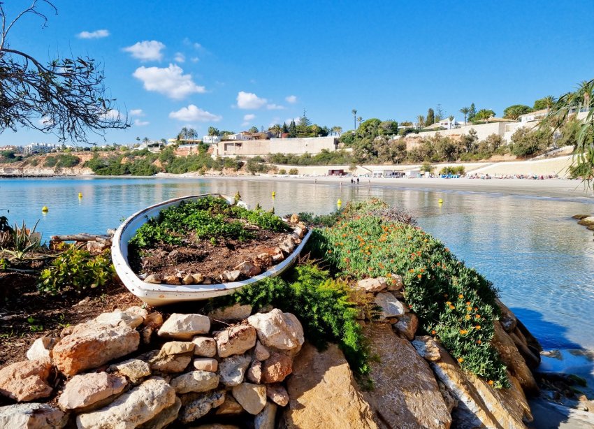 Resale - Apartment - Orihuela Costa - Cabo Roig