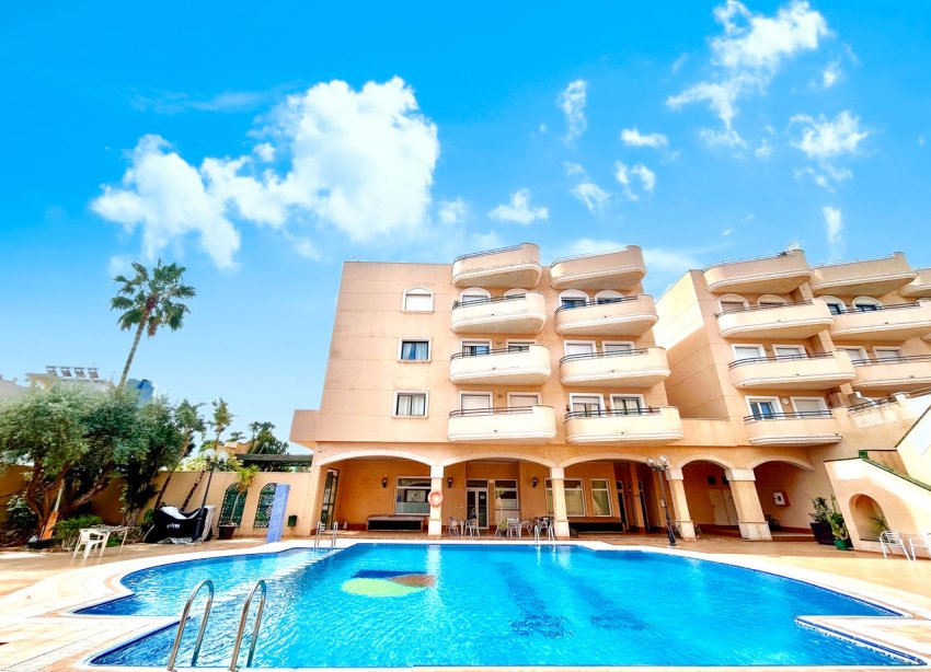 Resale - Apartment - Orihuela Costa - Cabo Roig
