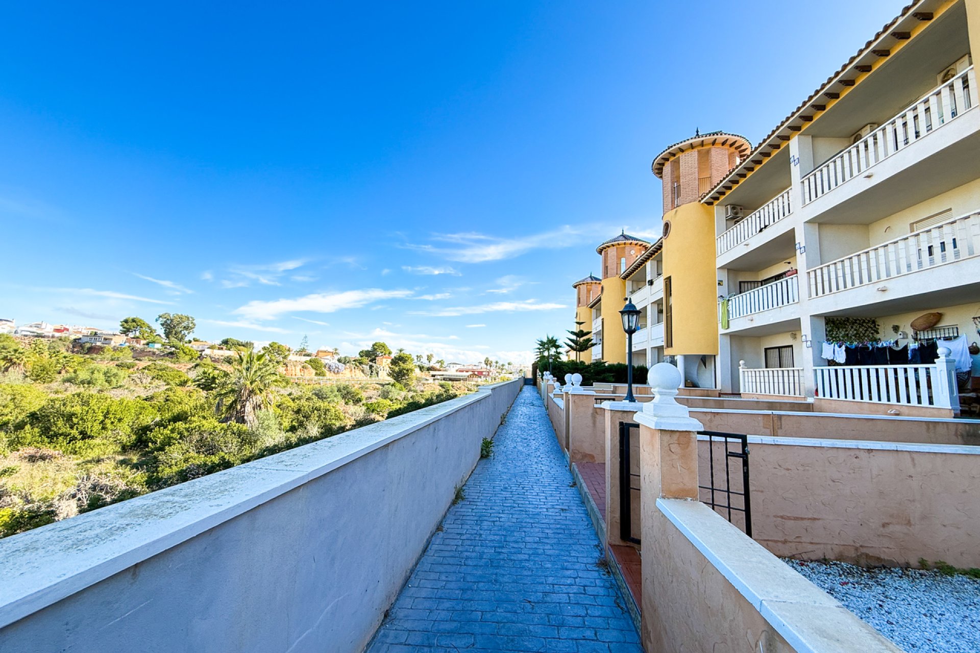 Resale - Apartment - Orihuela Costa - Cabo Roig