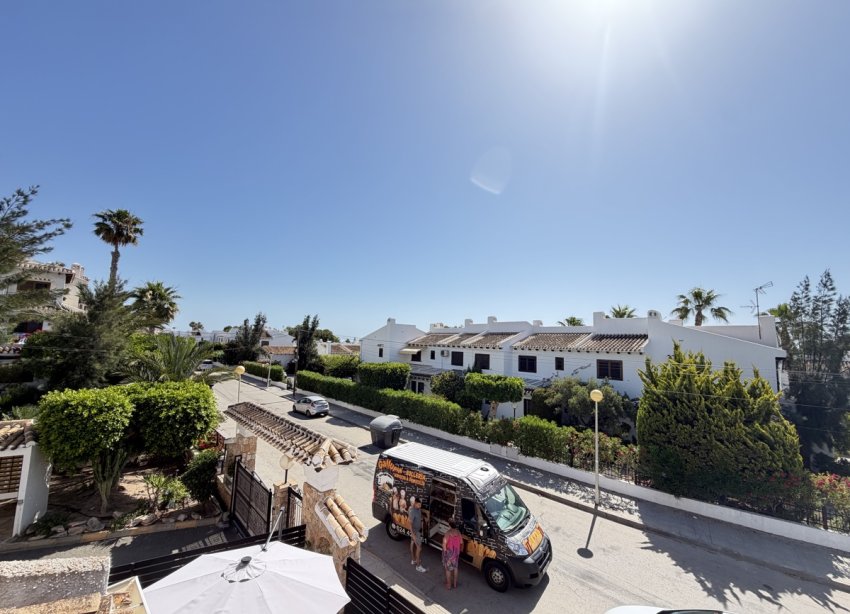 Resale - Apartment - Orihuela Costa - Cabo Roig
