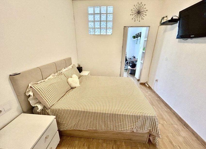 Resale - Apartment - Orihuela Costa - Cabo Roig