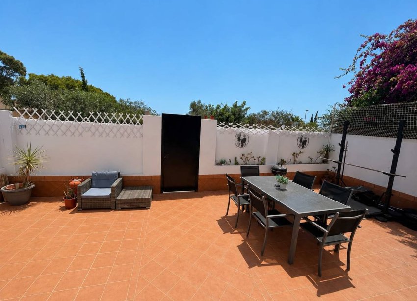 Resale - Apartment - Orihuela Costa - Cabo Roig