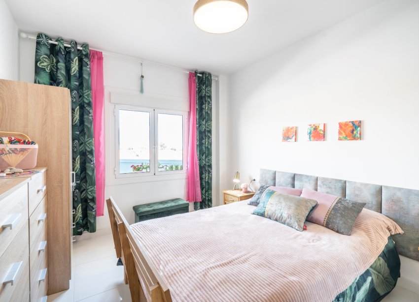 Resale - Apartment - Orihuela Costa - Cabo Roig