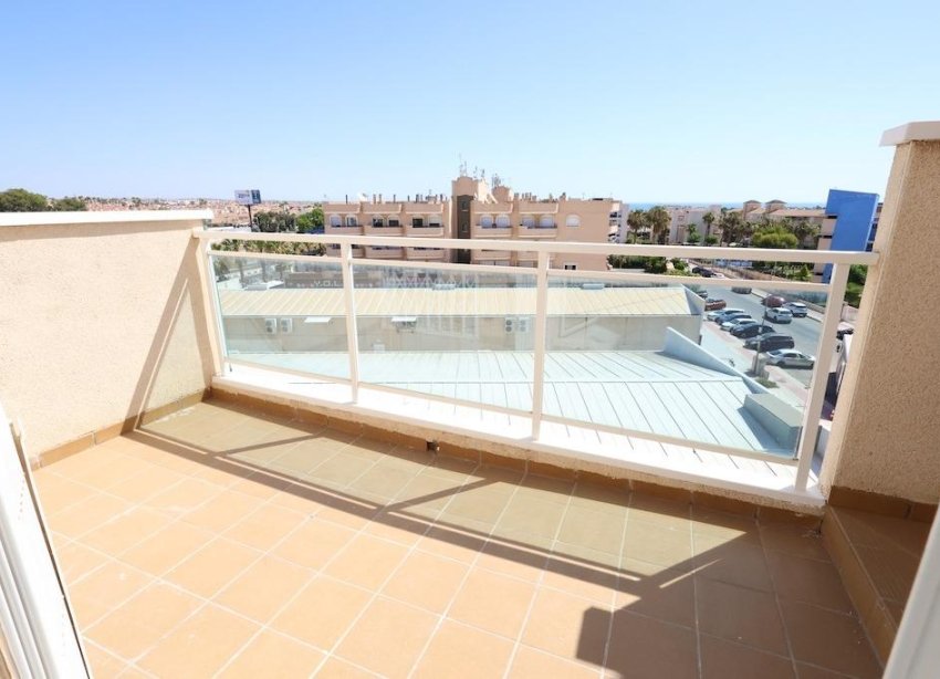 Resale - Apartment - Orihuela Costa - Cabo Roig