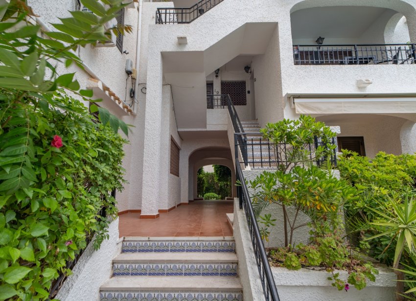 Resale - Apartment - Orihuela Costa - Cabo Roig