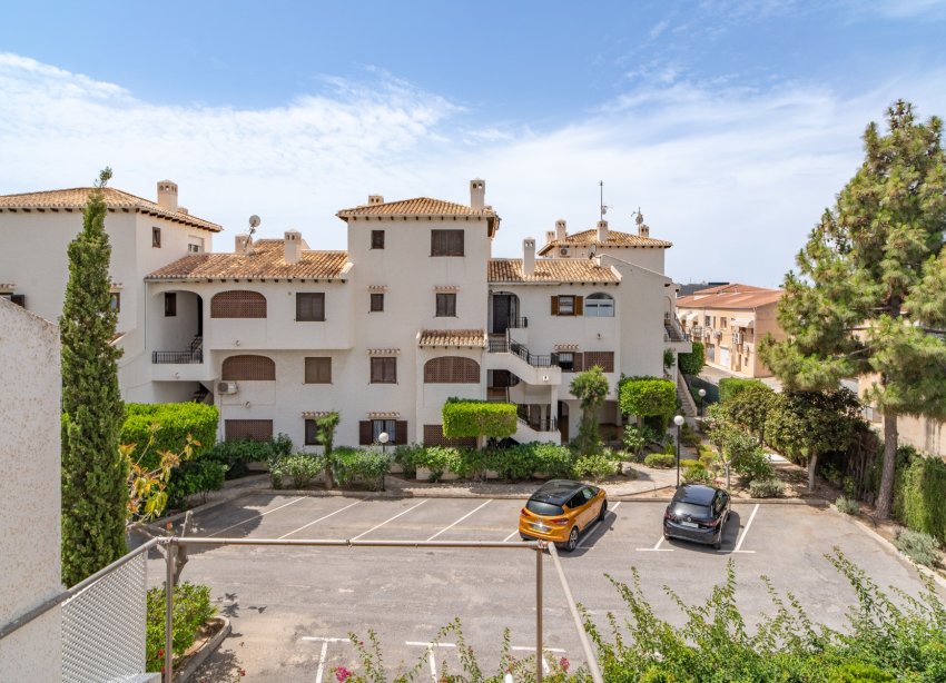 Resale - Apartment - Orihuela Costa - Cabo Roig