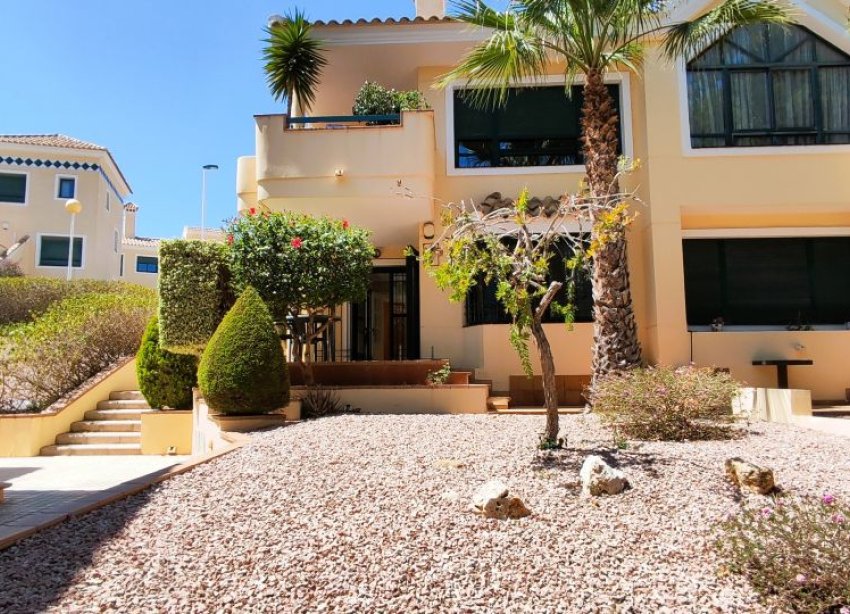 Resale - Apartment - Orihuela Costa - CAMPOAMOR GOLF