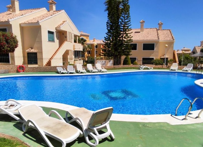 Resale - Apartment - Orihuela Costa - CAMPOAMOR GOLF
