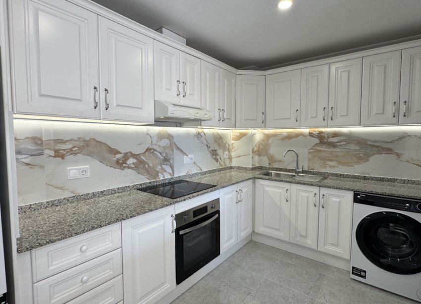 Resale - Apartment - Orihuela Costa - CAMPOAMOR GOLF