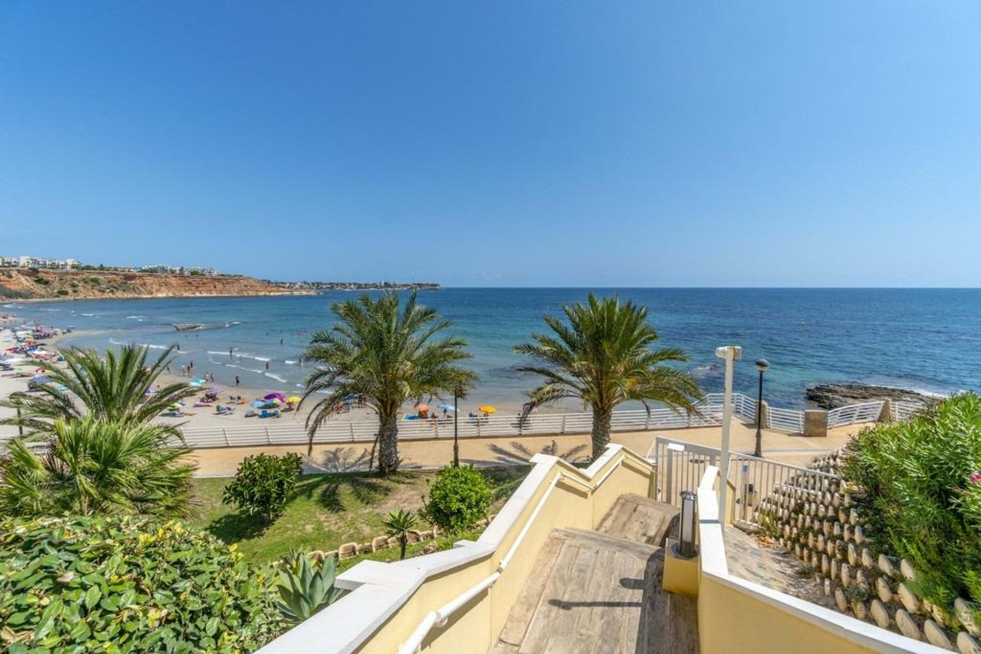 Resale - Apartment - Orihuela Costa - Campoamor