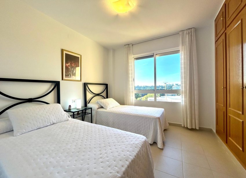 Resale - Apartment - Orihuela Costa - Campoamor