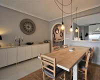 Resale - Apartment - Orihuela Costa - Campoamor