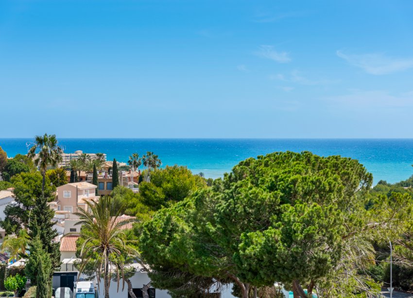 Resale - Apartment - Orihuela Costa - Campoamor