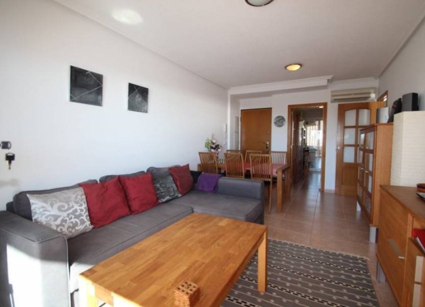 Resale - Apartment - Orihuela Costa - Campoamor