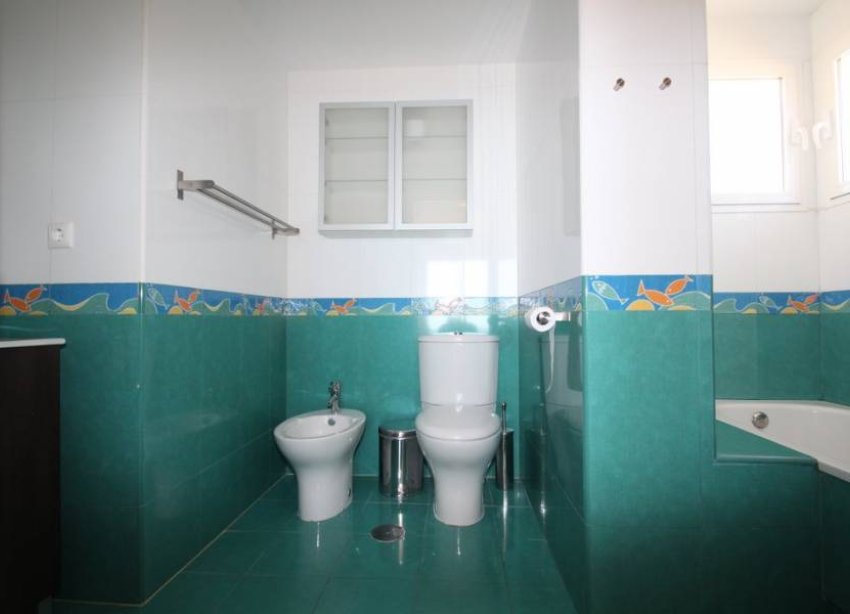 Resale - Apartment - Orihuela Costa - Campoamor