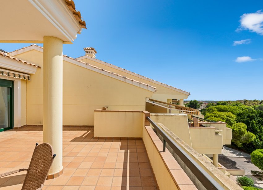 Resale - Apartment - Orihuela Costa - Campoamor