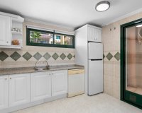 Resale - Apartment - Orihuela Costa - Campoamor