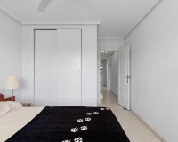 Resale - Apartment - Orihuela Costa - Campoamor