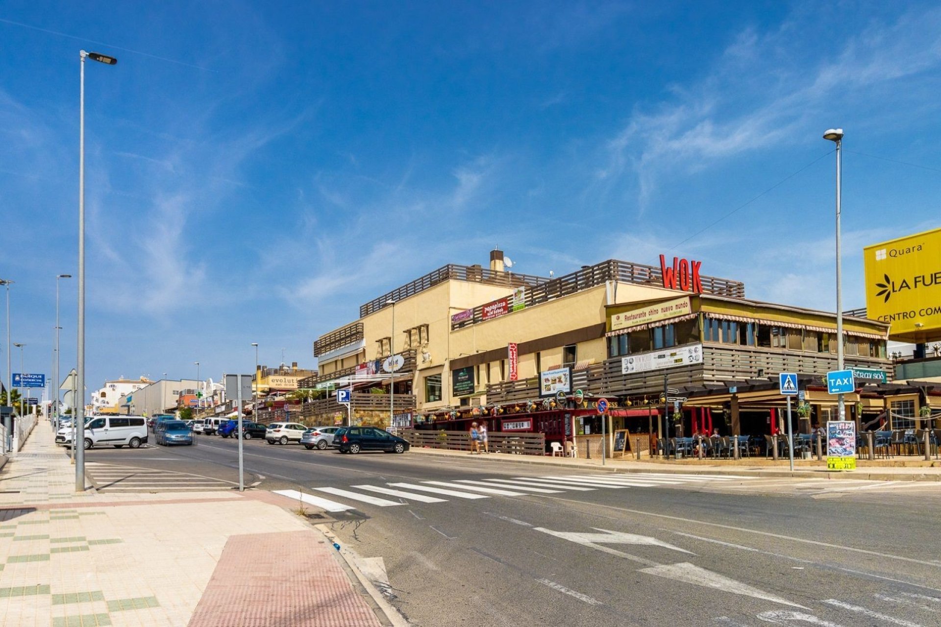 Resale - Apartment - Orihuela Costa - Campoamor