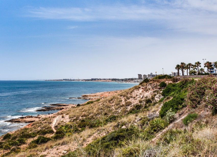 Resale - Apartment - Orihuela Costa - Campoamor