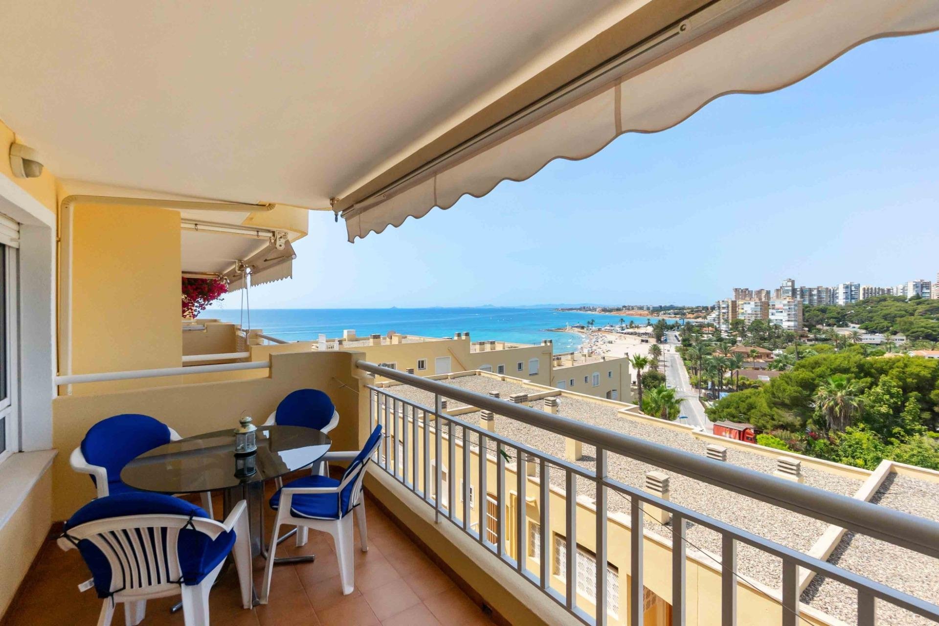 Resale - Apartment - Orihuela Costa - Campoamor