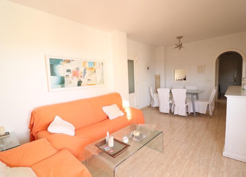 Resale - Apartment - Orihuela Costa - Campoamor