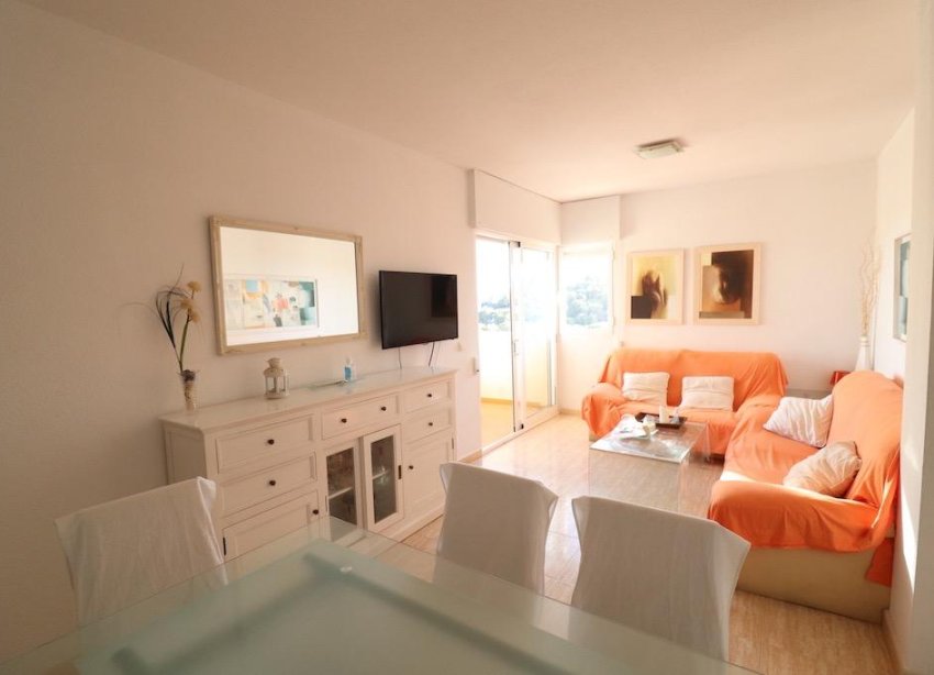 Resale - Apartment - Orihuela Costa - Campoamor