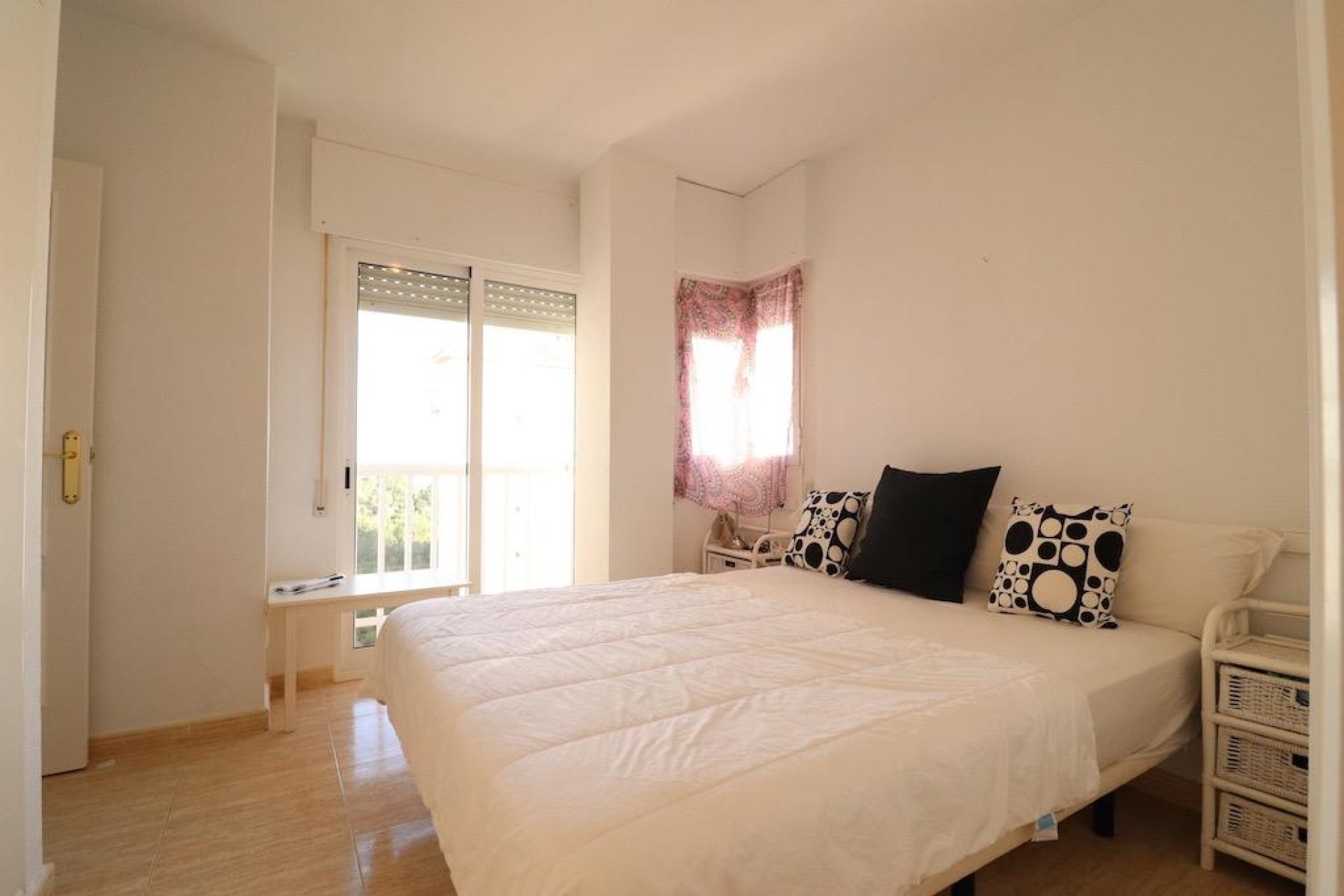 Resale - Apartment - Orihuela Costa - Campoamor