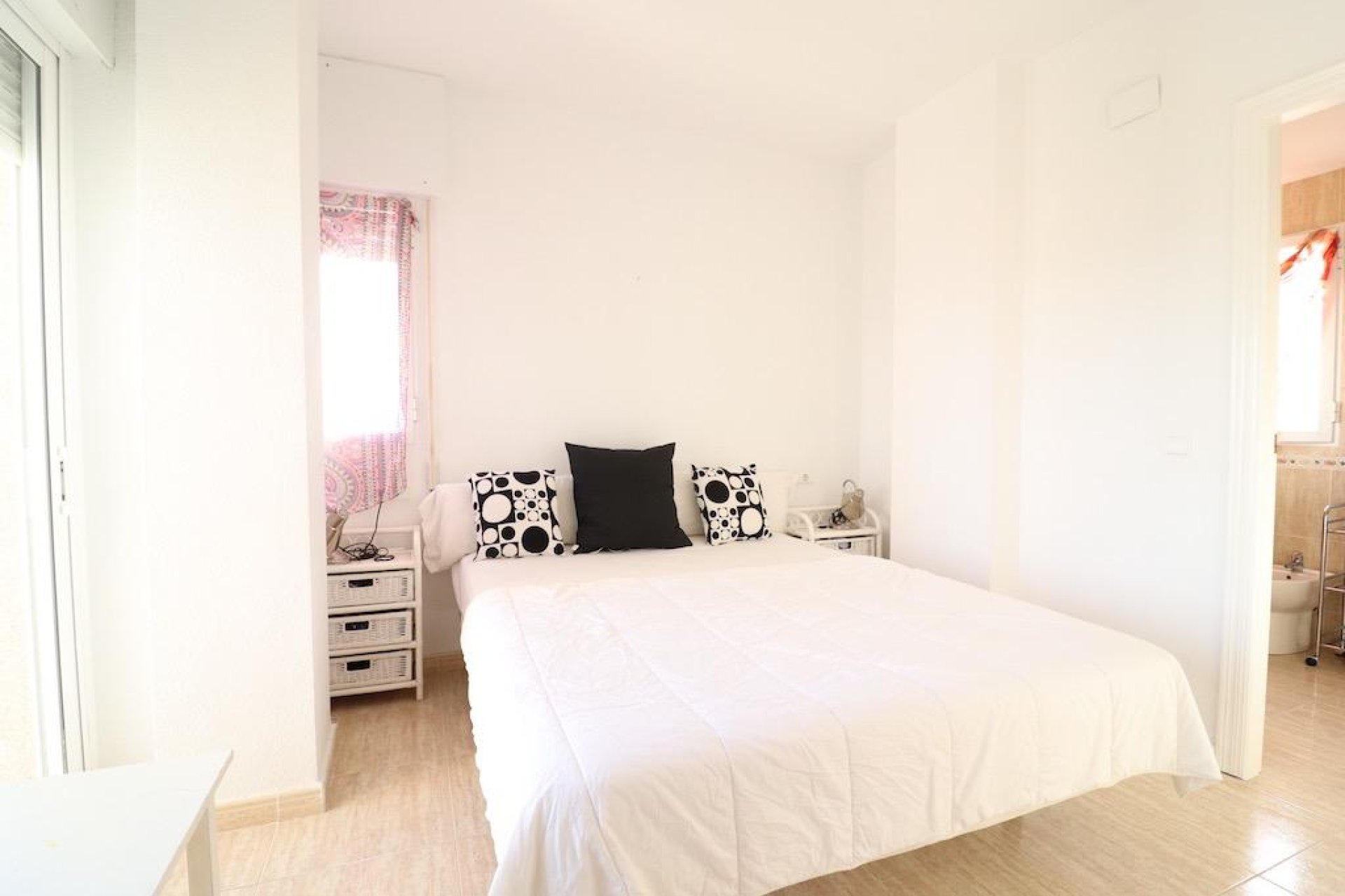 Resale - Apartment - Orihuela Costa - Campoamor