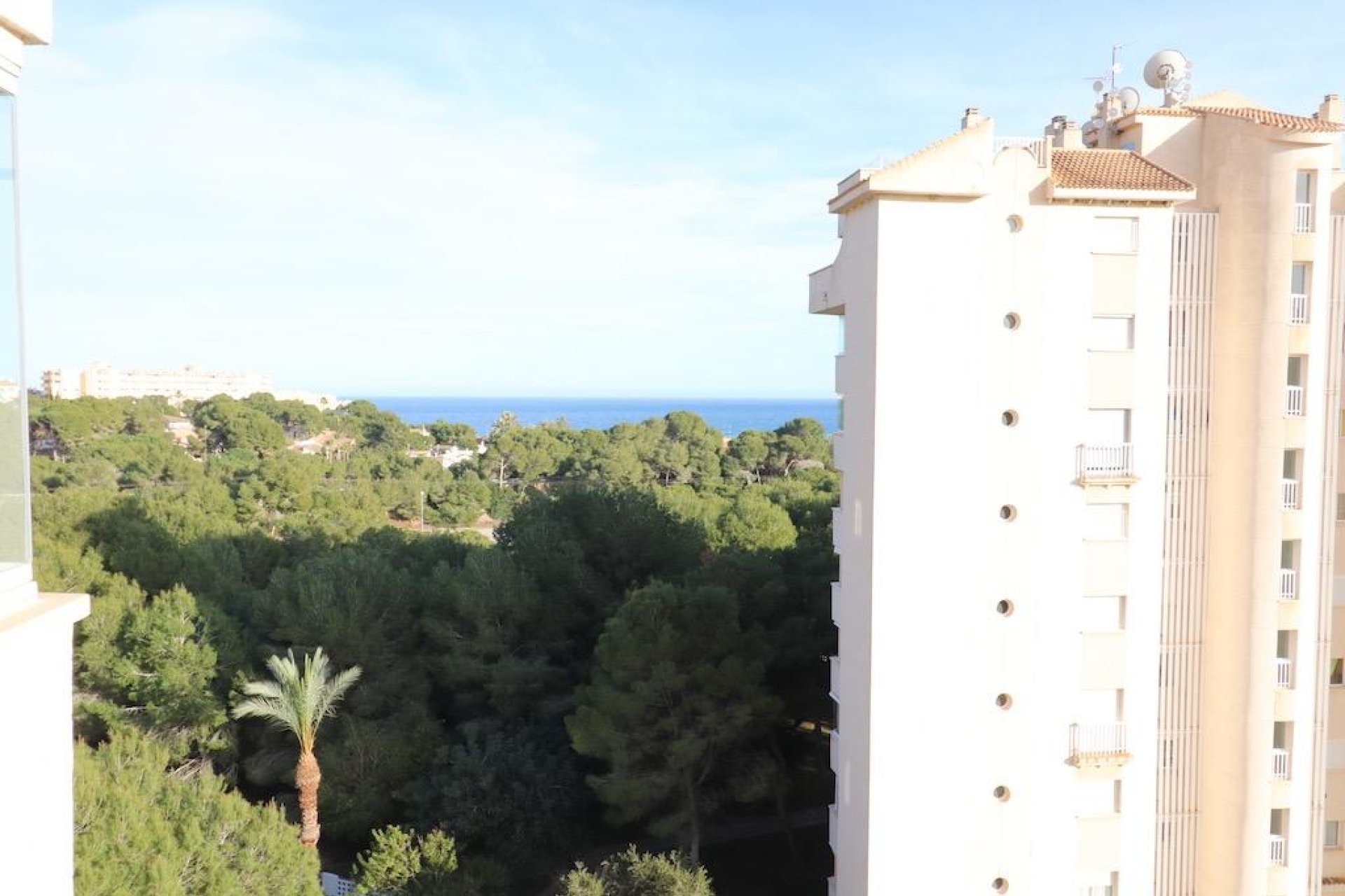 Resale - Apartment - Orihuela Costa - Campoamor