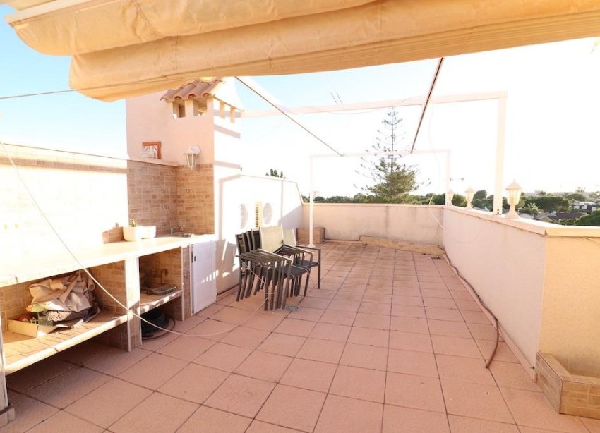 Resale - Apartment - Orihuela Costa - Campoamor