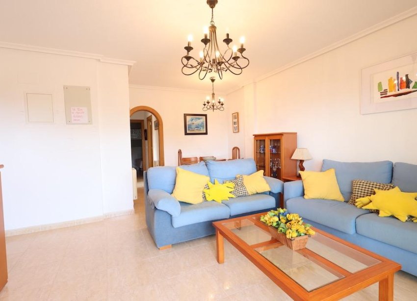 Resale - Apartment - Orihuela Costa - Campoamor