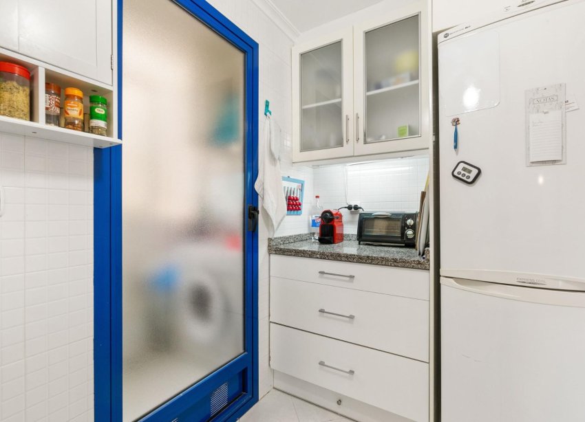 Resale - Apartment - Orihuela Costa - Campoamor