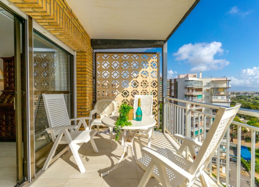 Resale - Apartment - Orihuela Costa - Campoamor
