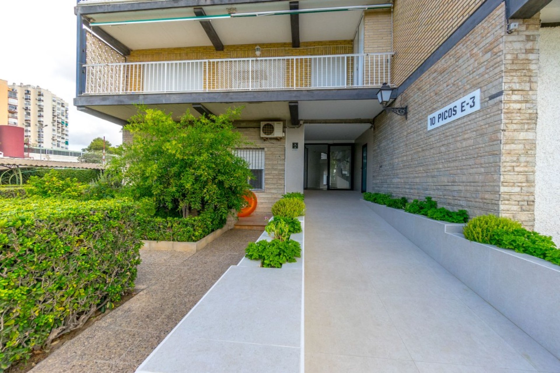 Resale - Apartment - Orihuela Costa - Campoamor