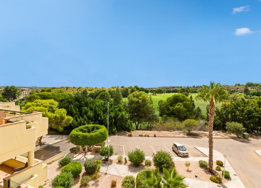 Resale - Apartment - Orihuela Costa - Campoamor