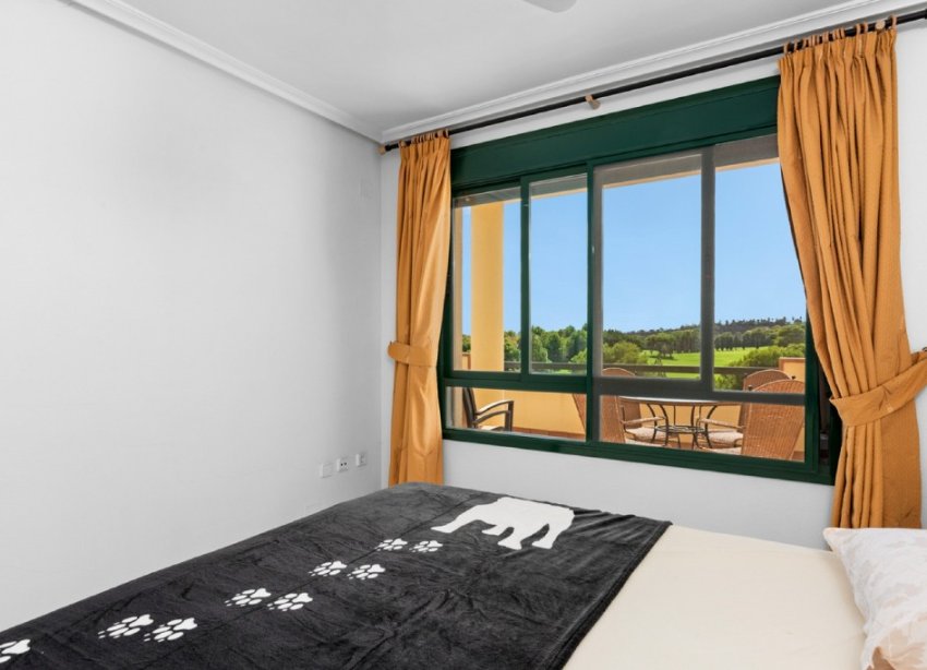 Resale - Apartment - Orihuela Costa - Campoamor